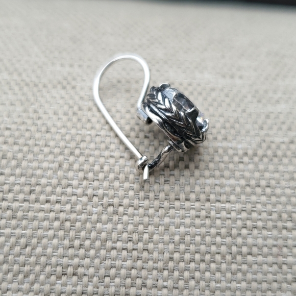 Shablool Single Earring - Picture 3 of 7